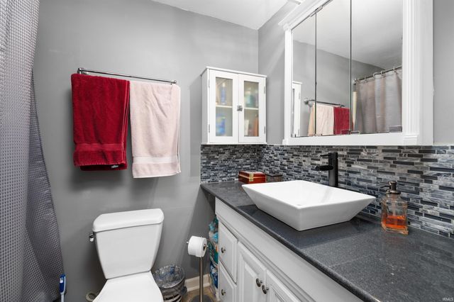 3621 Turf Lane, Fort Wayne, IN 46804