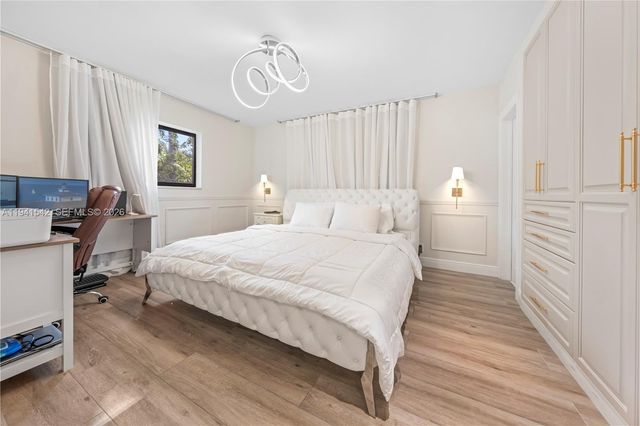 1302 Fillmore St, Hollywood, FL 33019