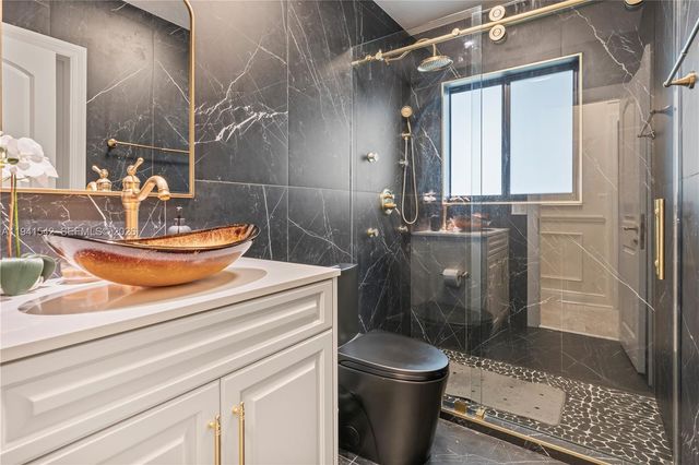 1302 Fillmore St, Hollywood, FL 33019