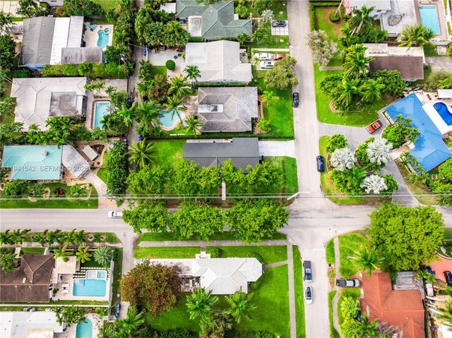 1302 Fillmore St, Hollywood, FL 33019