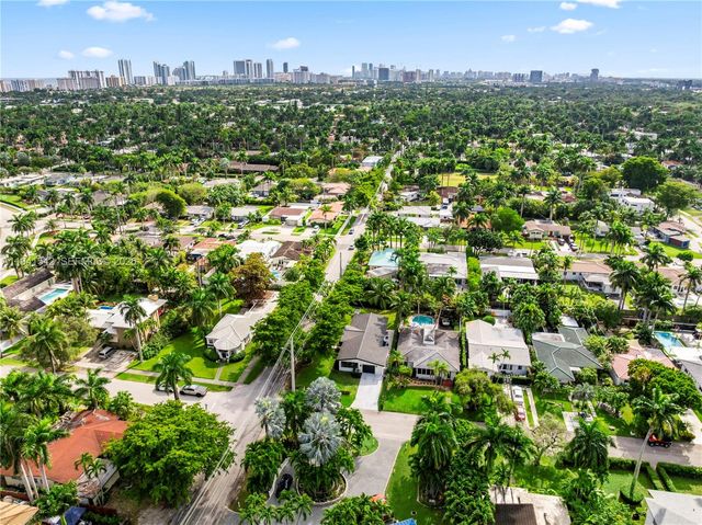 1302 Fillmore St, Hollywood, FL 33019