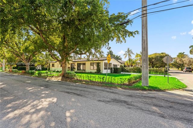 1302 Fillmore St, Hollywood, FL 33019