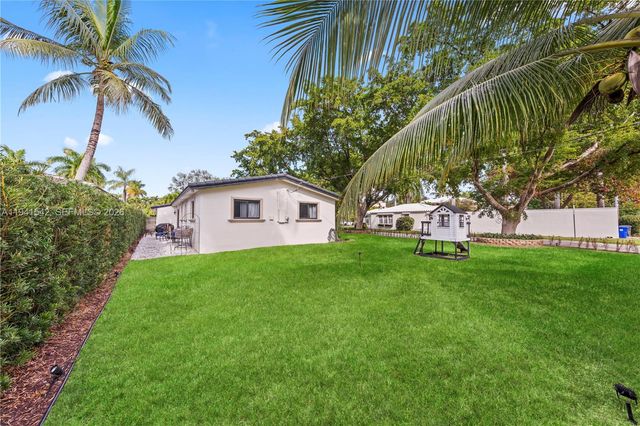 1302 Fillmore St, Hollywood, FL 33019