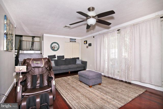 66 CRESTVIEW DR, Lebanon, PA 17042