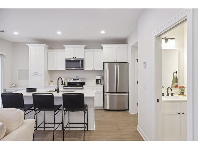 630 Franklin Street, Roberts, WI 54023