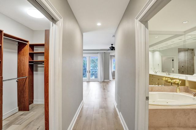 210 HENDRICKS Isle, Fort Lauderdale, FL 33301