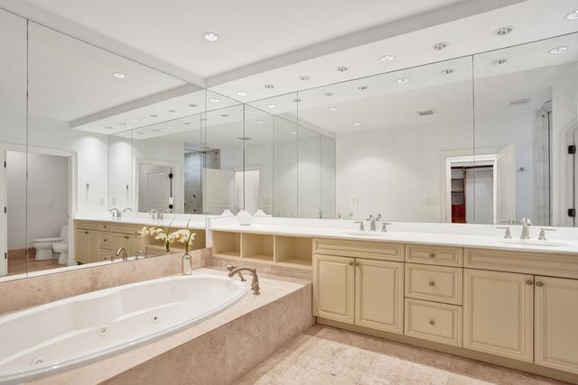 210 HENDRICKS Isle, Fort Lauderdale, FL 33301