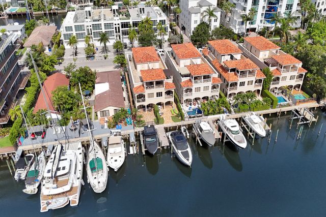 210 HENDRICKS Isle, Fort Lauderdale, FL 33301