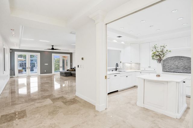 210 HENDRICKS Isle, Fort Lauderdale, FL 33301