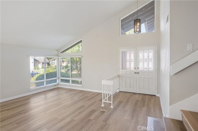 2 Glorieta E, Irvine, CA 92620