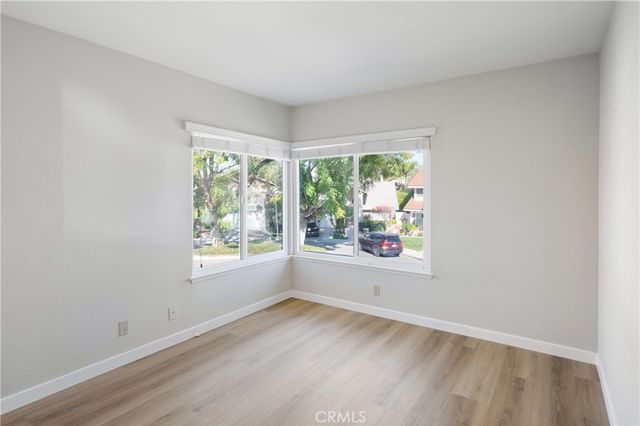 2 Glorieta E, Irvine, CA 92620