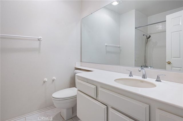 2 Glorieta E, Irvine, CA 92620