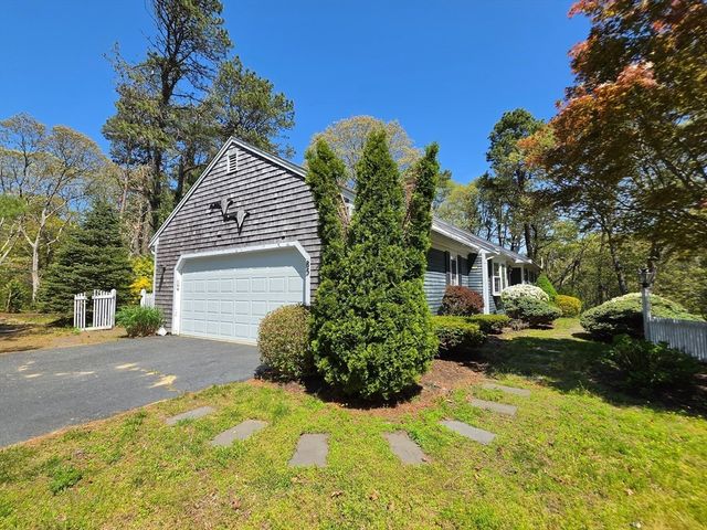 85 Collingwood Drive, Yarmouth, MA 02675