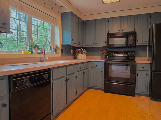 85 Collingwood Drive, Yarmouth, MA 02675