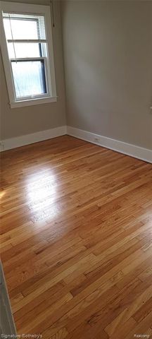 1031 Maryland Street, Grosse Pointe Park, MI 48230