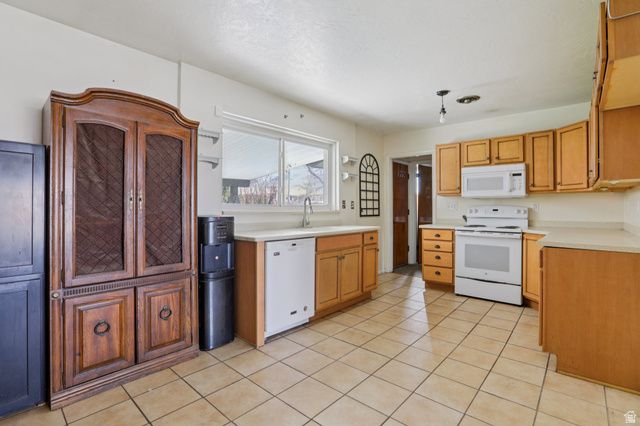 8495 W 3370 S, Magna, UT 84044
