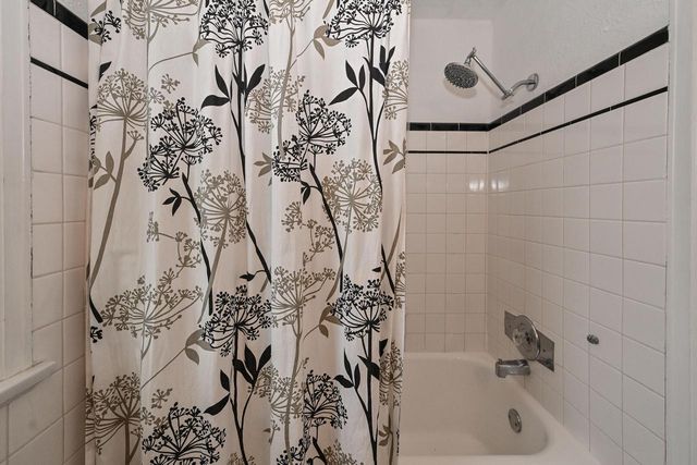 5659 S 110th STREET, Hales Corners, WI 53130