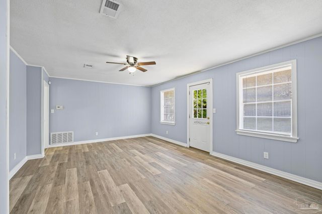 3970 Piedmont Rd, Pensacola, FL 32503