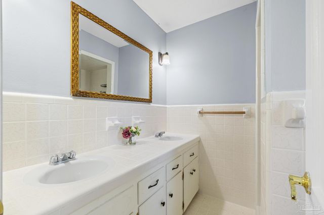 3970 Piedmont Rd, Pensacola, FL 32503