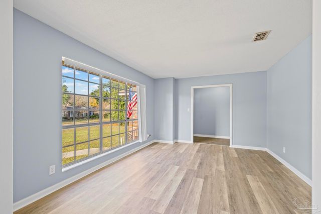 3970 Piedmont Rd, Pensacola, FL 32503