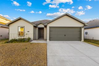 612 Creek End Drive, Princeton, TX 75407