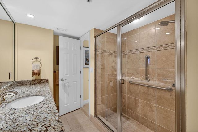 3000 N Ocean Drive 31 B, Singer Island, FL 33404