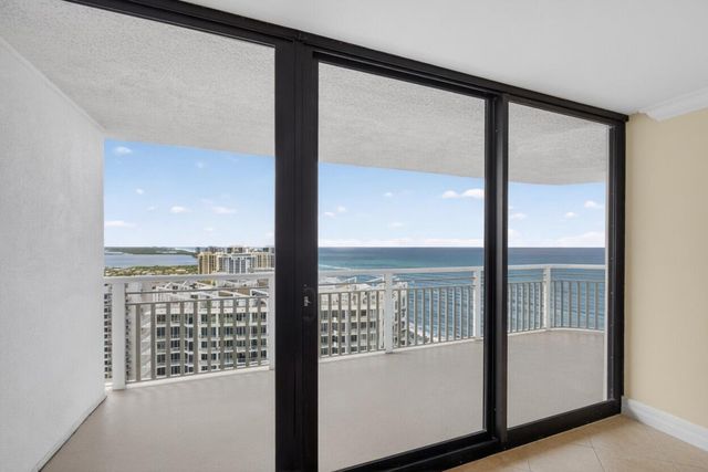 3000 N Ocean Drive 31 B, Singer Island, FL 33404