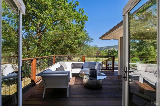 21730 Burndale Rd, Sonoma, CA 95476