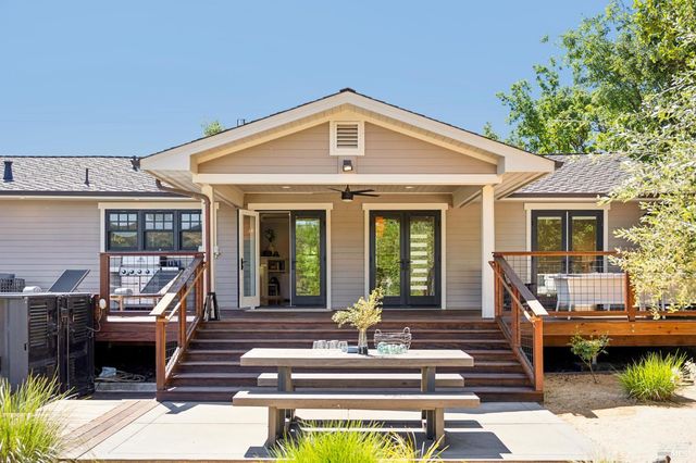 21730 Burndale Rd, Sonoma, CA 95476