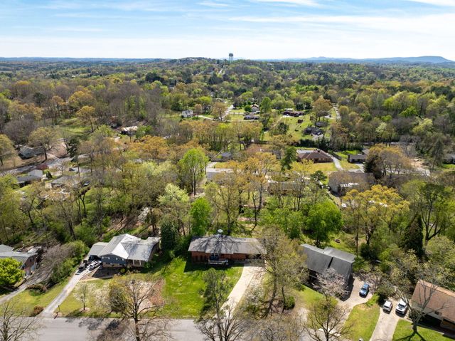 4819 Montcrest Drive, Chattanooga, TN 37416