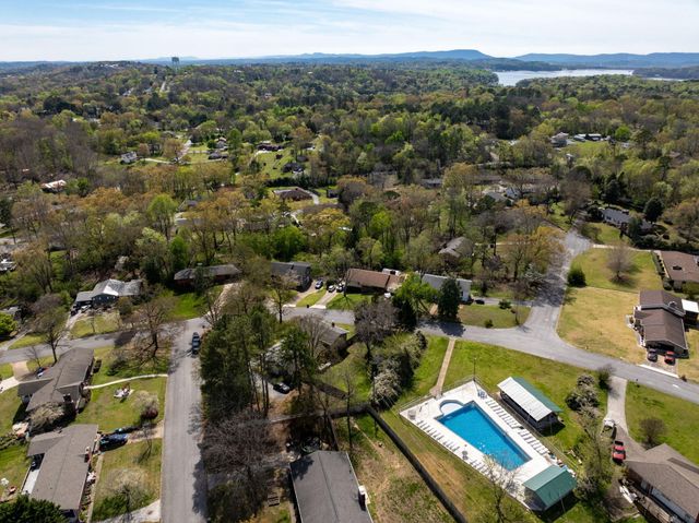 4819 Montcrest Drive, Chattanooga, TN 37416
