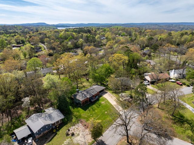 4819 Montcrest Drive, Chattanooga, TN 37416