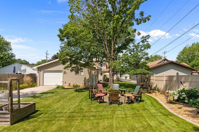 418 S WEIMAR STREET, Appleton, WI 54915