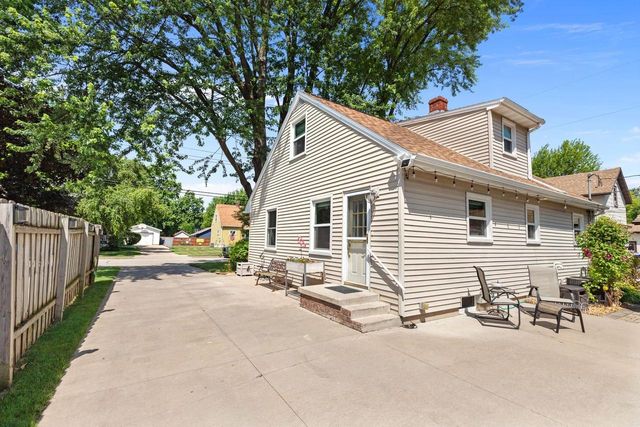 418 S WEIMAR STREET, Appleton, WI 54915