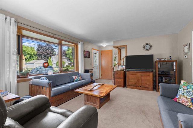 418 S WEIMAR STREET, Appleton, WI 54915