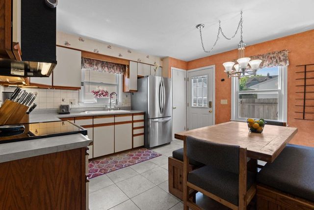418 S WEIMAR STREET, Appleton, WI 54915