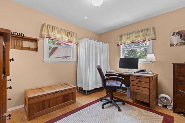 418 S WEIMAR STREET, Appleton, WI 54915
