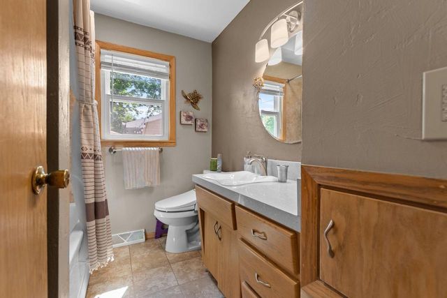 418 S WEIMAR STREET, Appleton, WI 54915