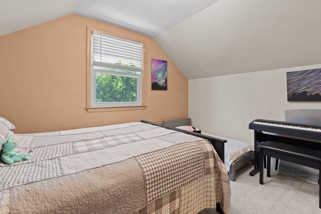 418 S WEIMAR STREET, Appleton, WI 54915