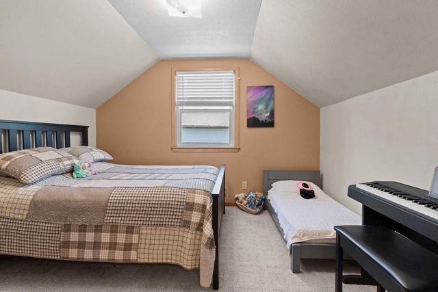 418 S WEIMAR STREET, Appleton, WI 54915