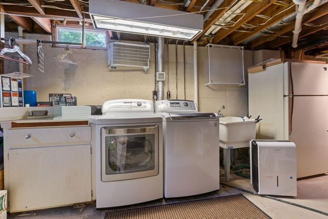 418 S WEIMAR STREET, Appleton, WI 54915