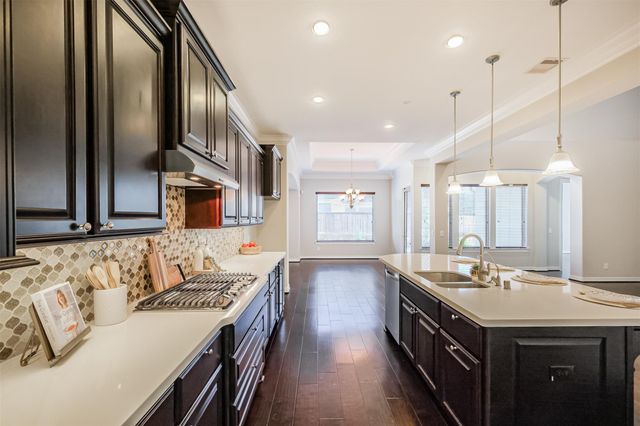 10 Silent Way Drive, Sugar Land, TX 77498