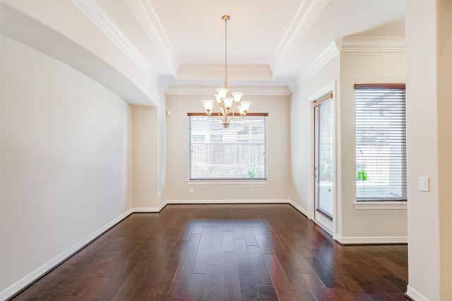 10 Silent Way Drive, Sugar Land, TX 77498