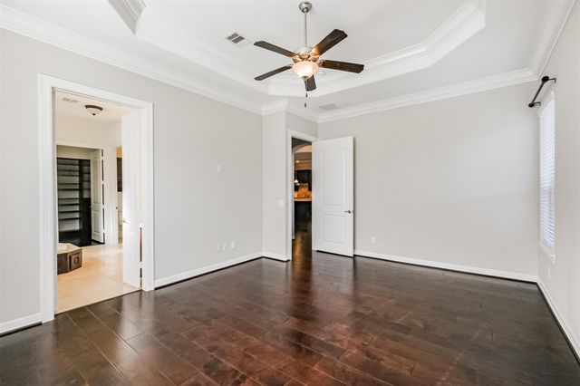 10 Silent Way Drive, Sugar Land, TX 77498