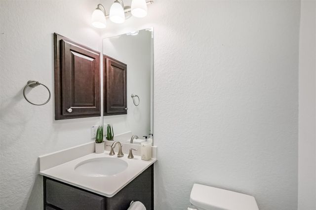 10 Silent Way Drive, Sugar Land, TX 77498