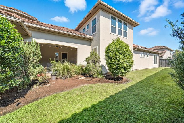 10 Silent Way Drive, Sugar Land, TX 77498