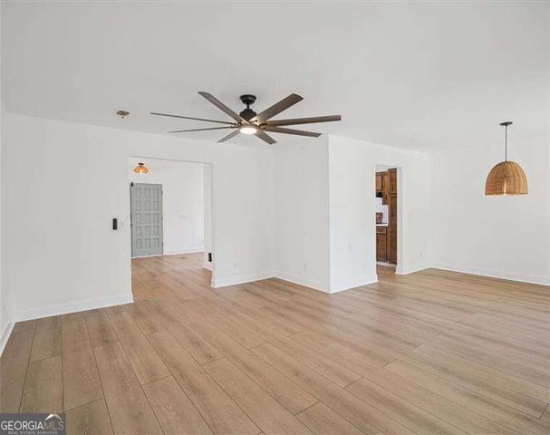 3167 Mountain Creek Lane NE, Roswell, GA 30075