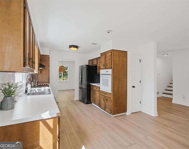 3167 Mountain Creek Lane NE, Roswell, GA 30075