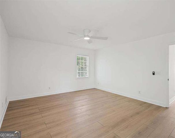 3167 Mountain Creek Lane NE, Roswell, GA 30075