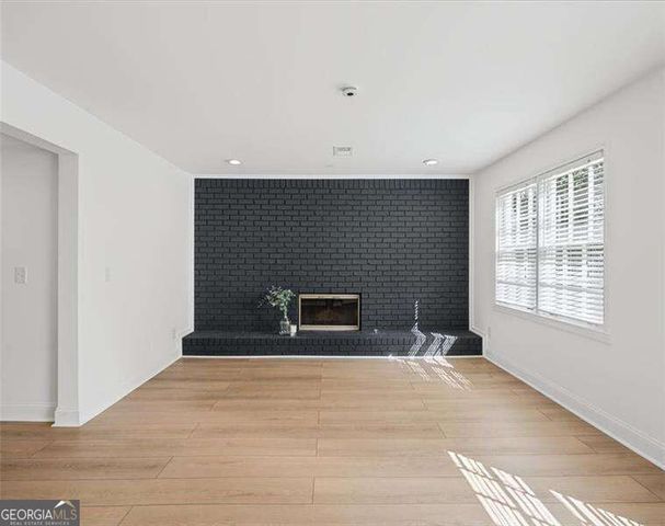 3167 Mountain Creek Lane NE, Roswell, GA 30075